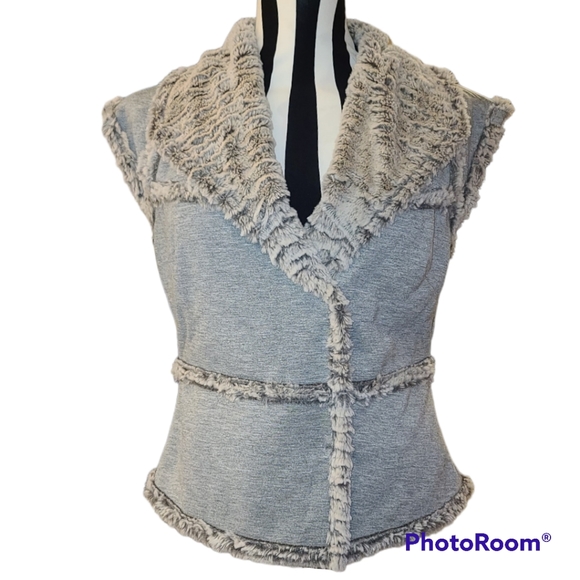 Linea Domani Tops - 2/$35 Linea Domani warm vest / top